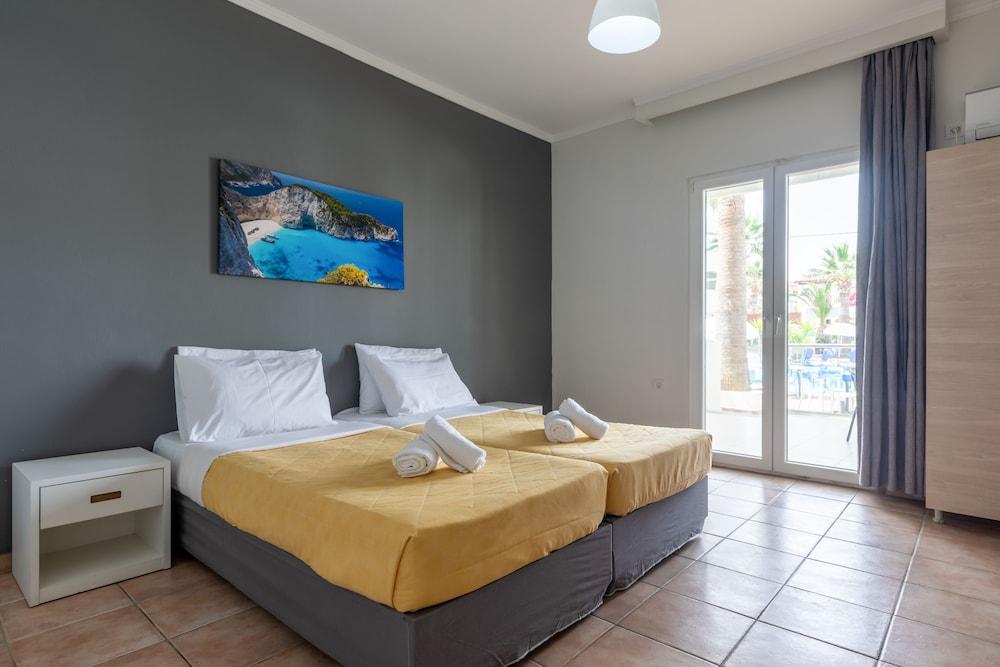 Arkadianos Aparthotel Agios Sostis  Exterior foto