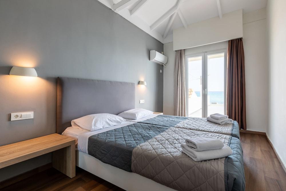 Arkadianos Aparthotel Agios Sostis  Exterior foto
